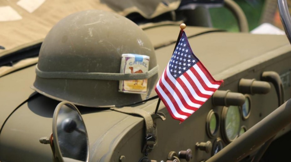 США эвакуируют работавших с американскими военными афганцев