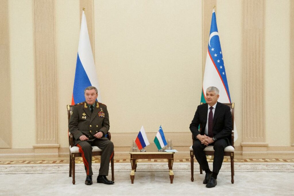 В Узбекистан прибыл глава российского Генштаба