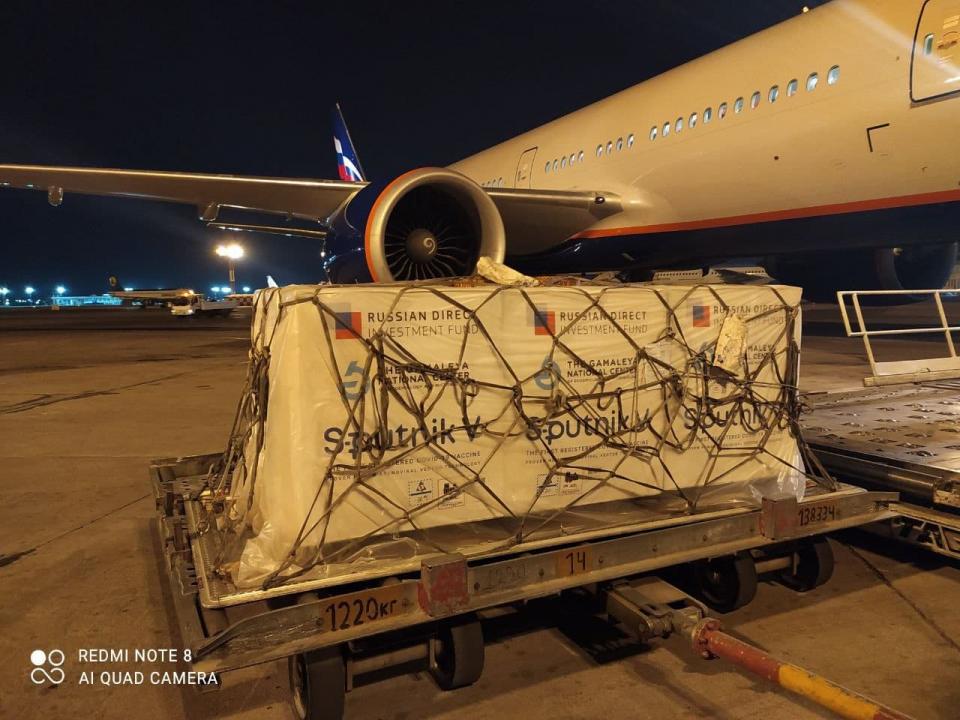 В Узбекистан доставили очередную партию вакцины Sputnik V