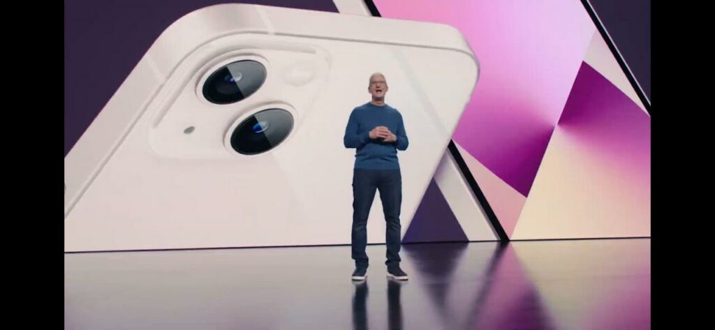 Apple представила новые iPhone, iPad и Watch