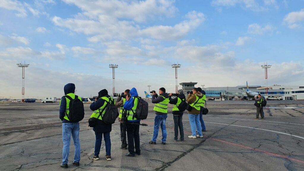 Аэропорт Ташкента впервые открыли для споттеров