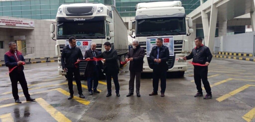 Узбекистан и Турция запустят систему для ускорения грузоперевозок