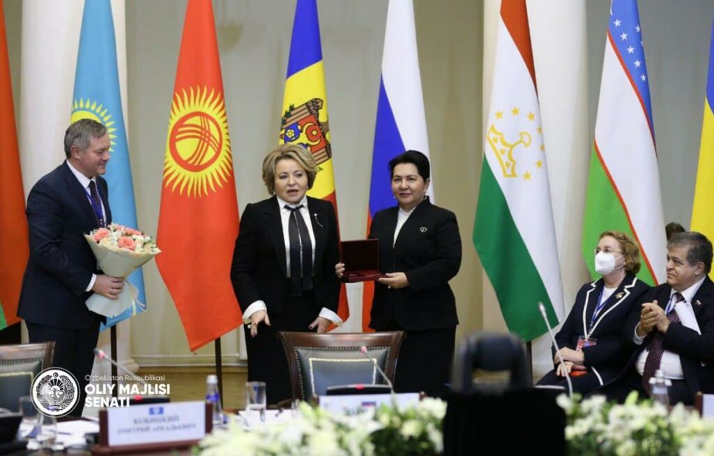 Танзила Нарбаева награждена медалью «За укрепление парламентского сотрудничества»