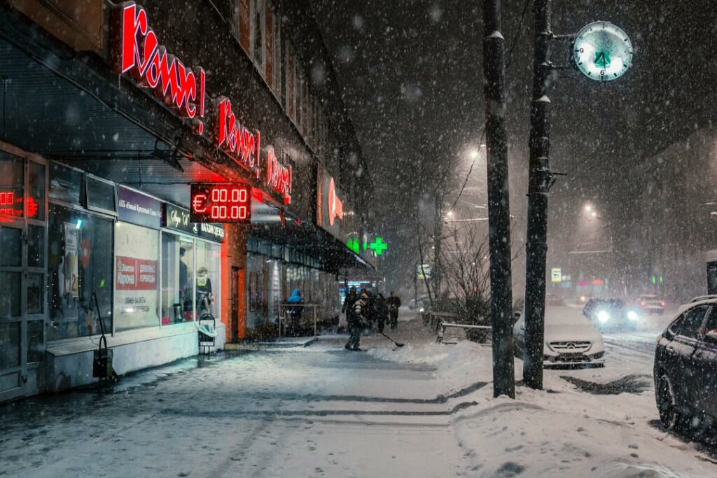 Число мигрантов в коммунальной сфере Москвы снизилось на 40 тыс.