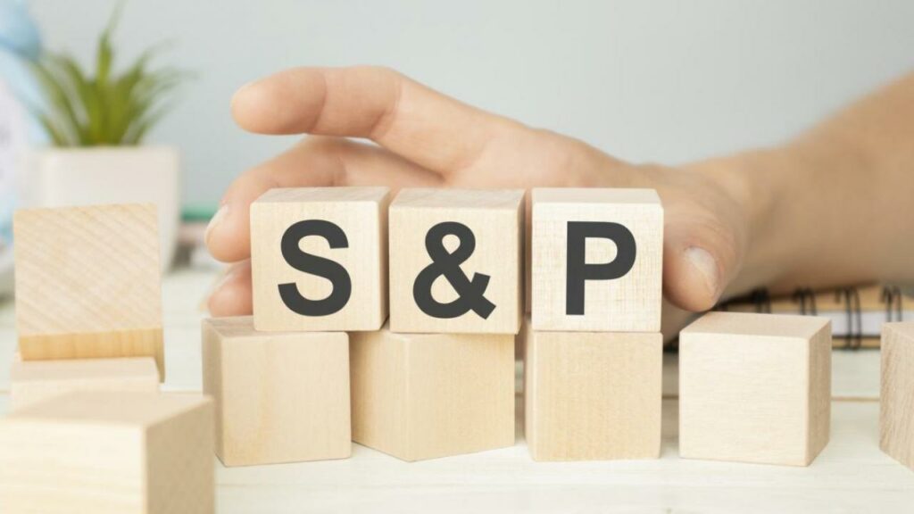 Дефолт Evergrande, прогнозы по S&P 500, криптовалюта в WhatsApp