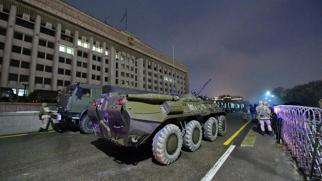 В Казахстан будет введён миротворческий контингент ОДКБ