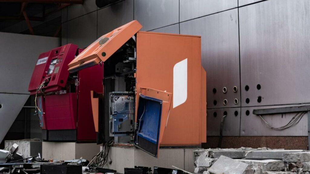 Предварительный ущерб бизнеса в Казахстане составил почти $240 млн