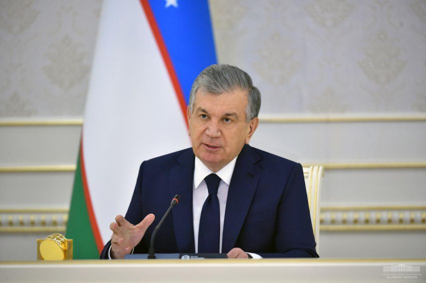 Мирзиёев согласился с предложением продлить карантин