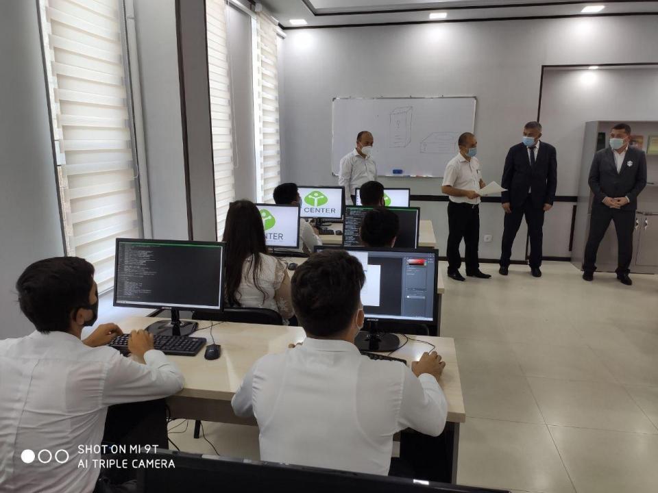 В Карши открылся новый IT-центр