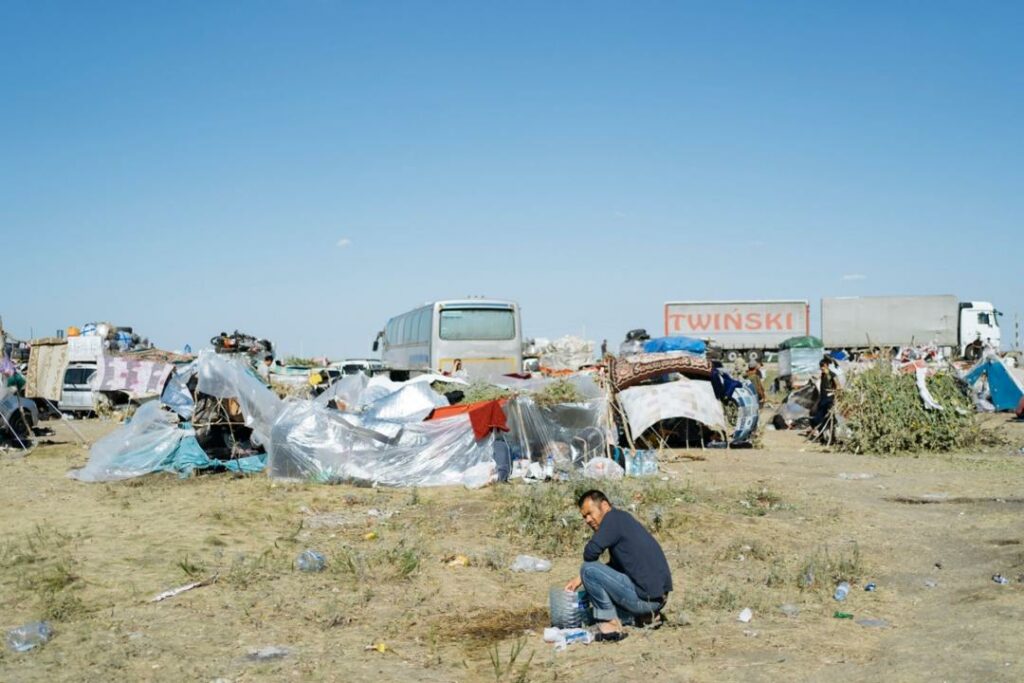 В Ростове-на-Дону скопились мигранты из Узбекистана