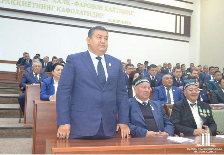 Скончался вице-премьер Уктам Барноев