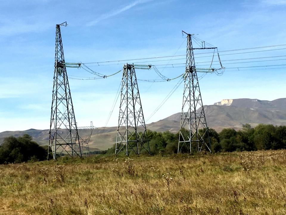 Между Узбекистаном и Таджикистаном модернизируют ЛЭП
