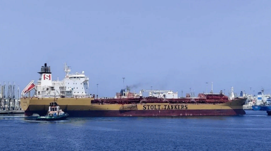 Россия станет продавать меньше нефти