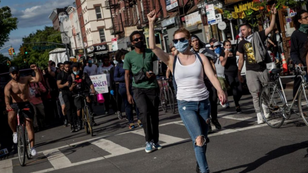 В Нью-Йорке прошли массовые беспорядки