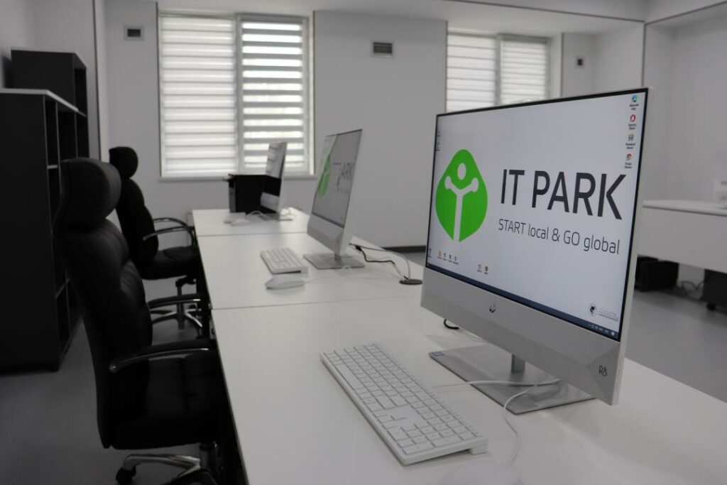 В Джизаке открылся филиал IT Park