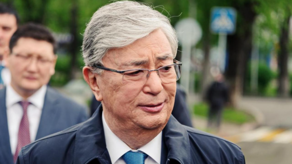 Токаев отреагировал на вырубку деревьев в Алматы