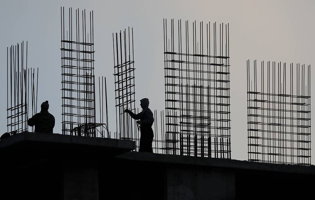 Минстрой России предложил упростить въезд для трудовых мигрантов