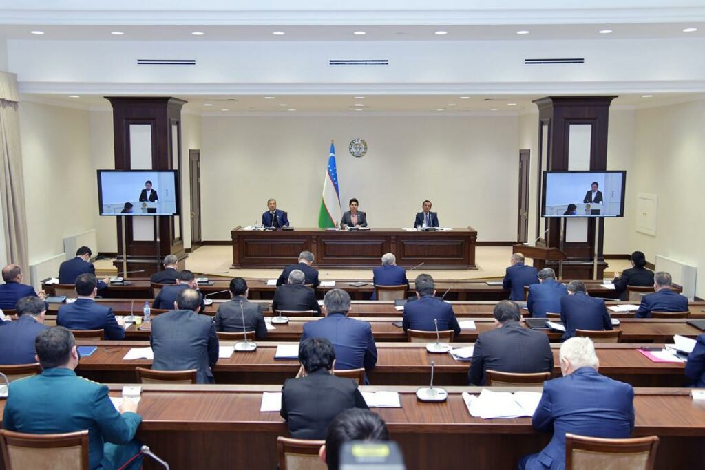 В Конституцию Узбекистана внесут поправки