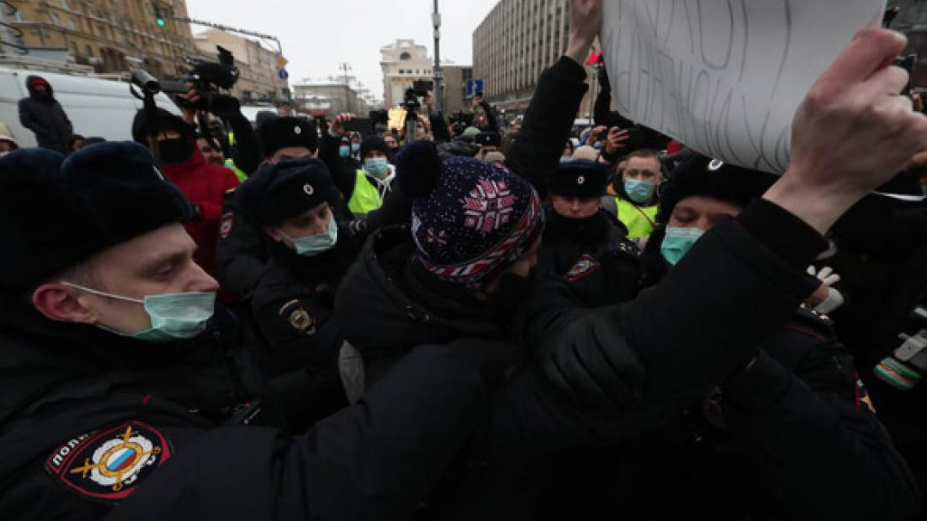 В России проходят акции протеста в поддержку Алексея Навального