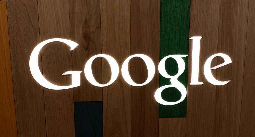 Google Play вдвое уменьшит комиссию