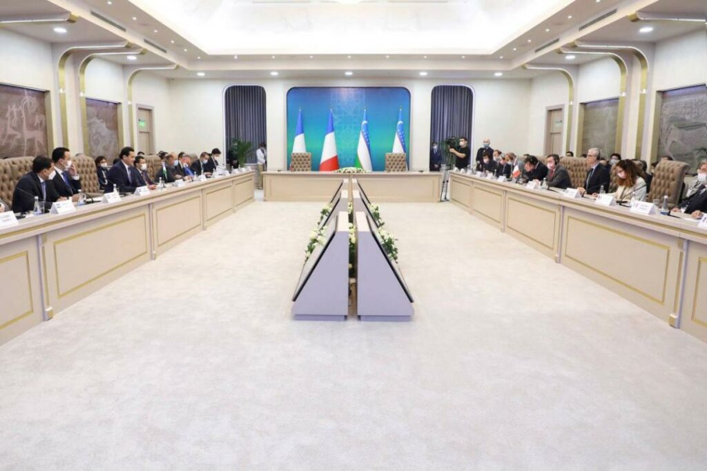 Узбекистан и ФАР подписали программу сотрудничества