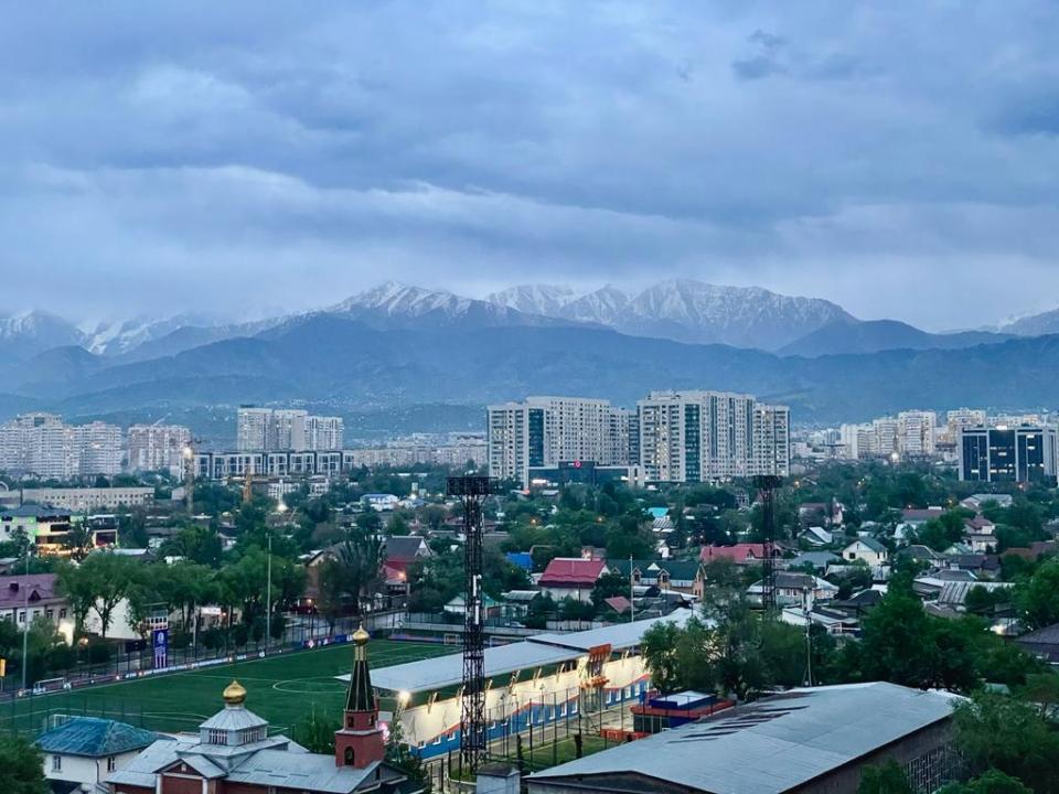 Генконсульство Узбекистана в Алматы обратилось к соотечественникам