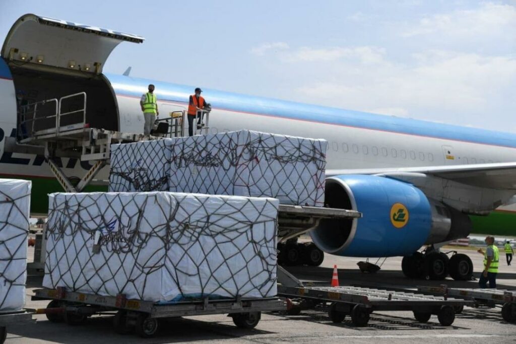 Узбекистан получил еще 1 млн доз вакцины ZF-UZ-VAC2001