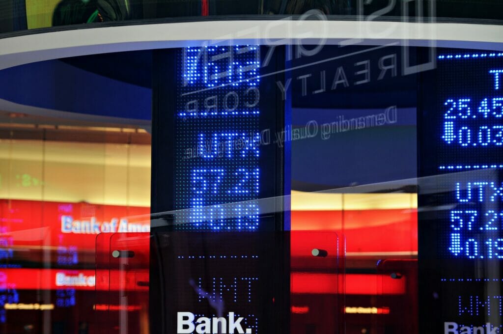 JPMorgan Chase, Wells Fargo и Citigroup выступили лучше ожиданий аналитиков