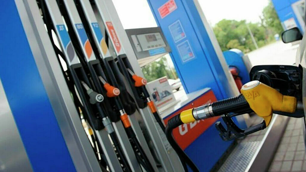 Казахстан планирует полностью запретить вывоз нефтепродуктов