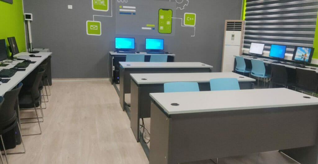 Узбекистан улучшил позиции в рейтингах цифровых технологий