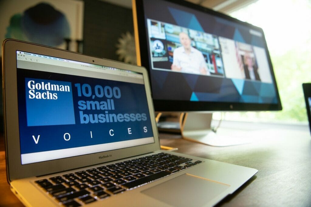 Goldman Sachs Group сократит почти 3 тыс. сотрудников