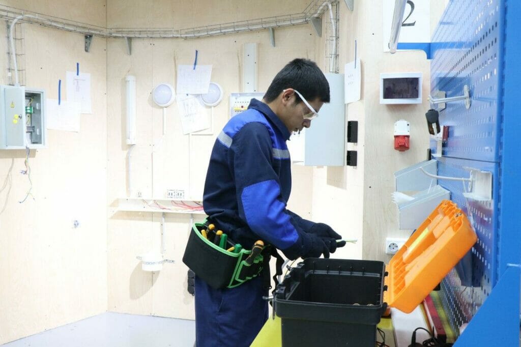 Стало известно, какие услуги подешевели больше всего