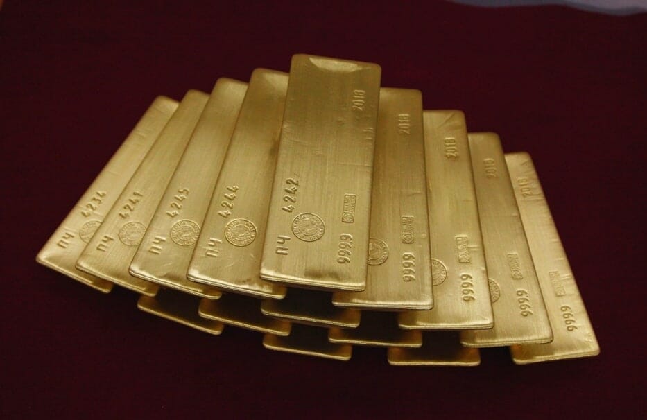 Золотовалютные резервы Узбекистана за год выросли на 1,8%