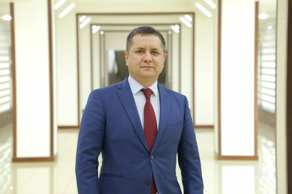 Мирзохиджон Кодиров возглавил Центр стандартизации лекарств вместо арестованного Кариева