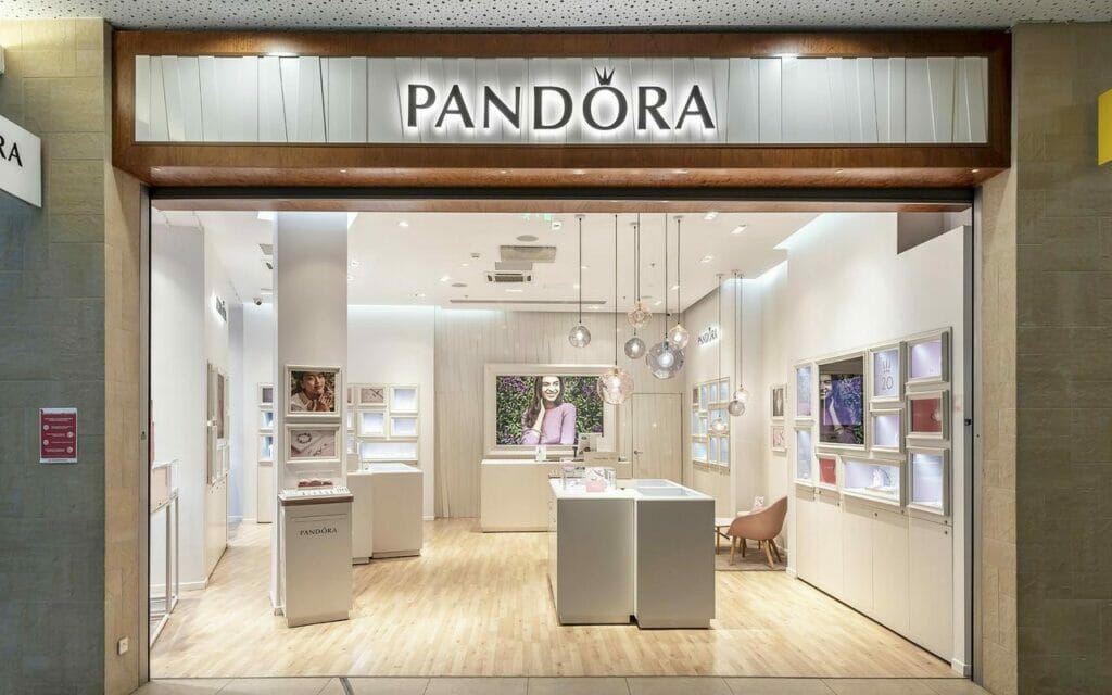 Pandora продала первую зеленую облигацию за 500 млн евро