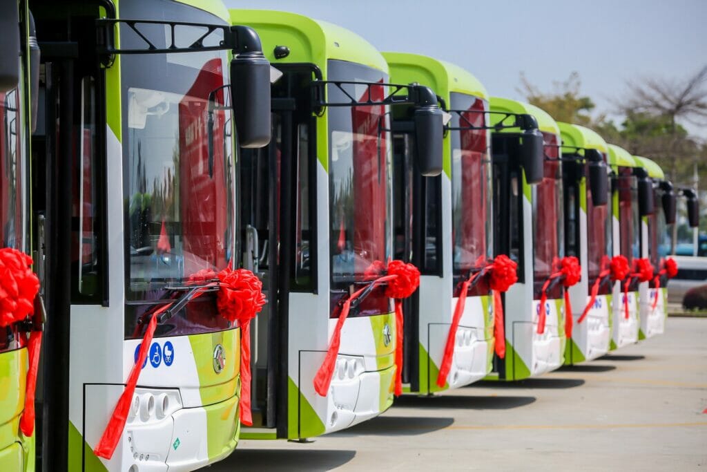 Ташкент получит автобусы-гармошки