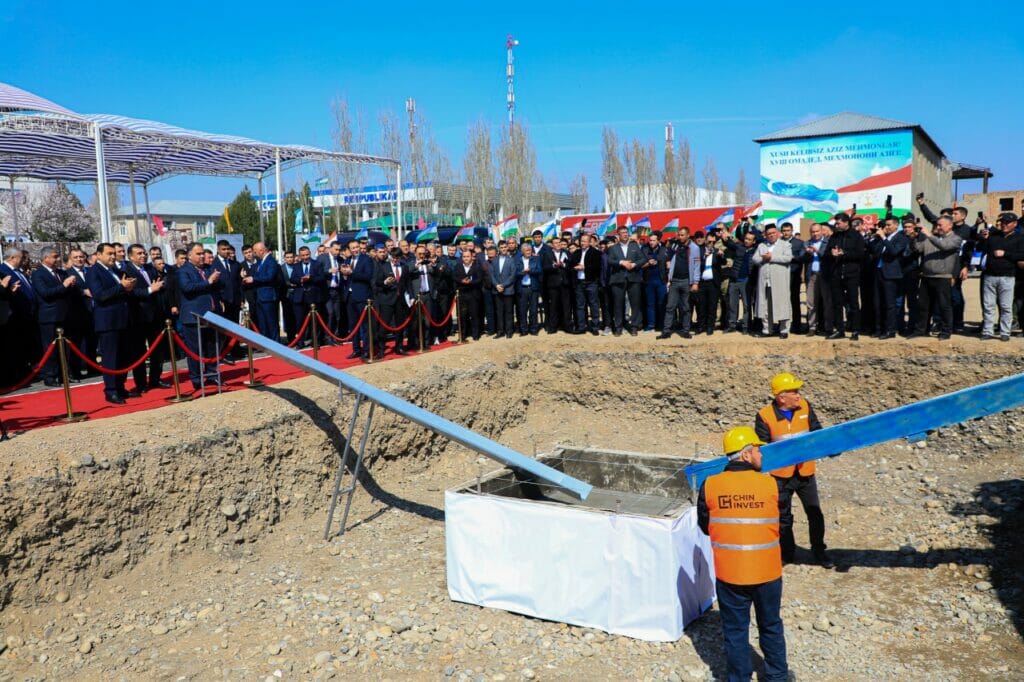На узбекско-таджикской границе создадут торгово-логистический центр