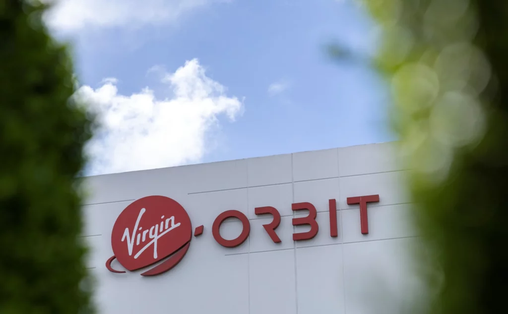 Virgin Orbit увольняет 90% сотрудников и приостанавливает деятельность