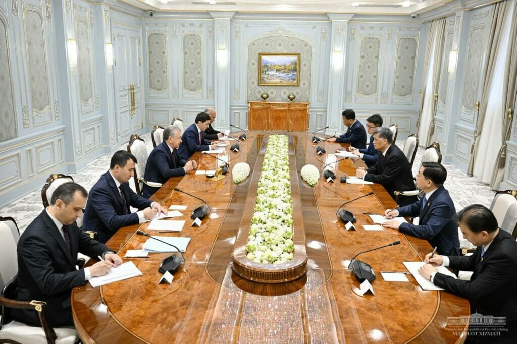 РУз и Китай заинтересованы в ускорении работ по ж/д через Кыргызстан