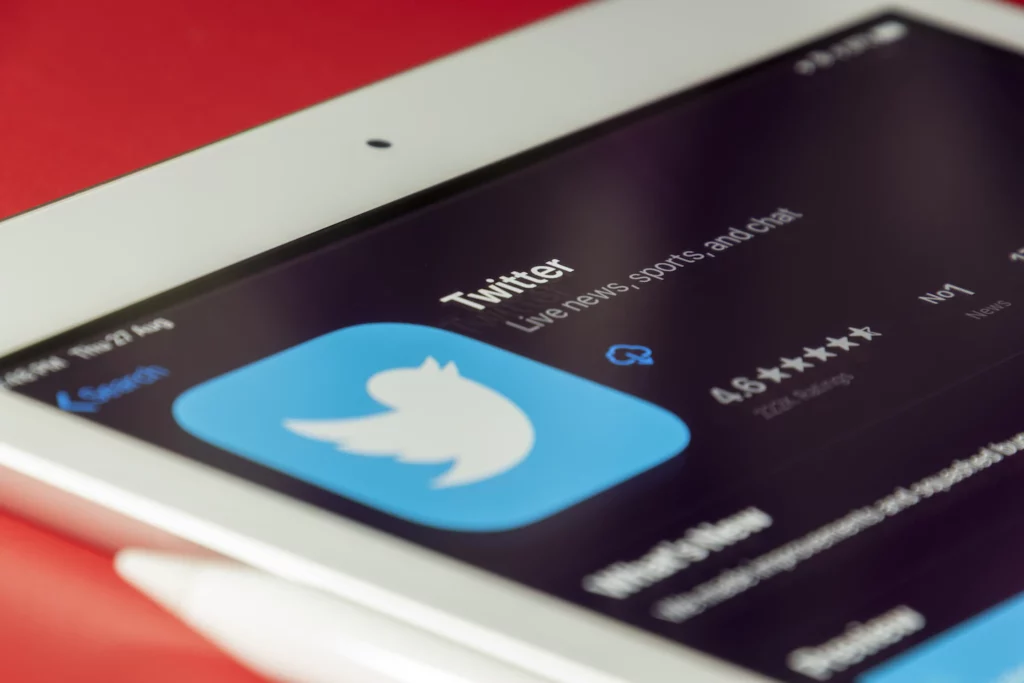 Twitter Blue стал доступен в Узбекистане