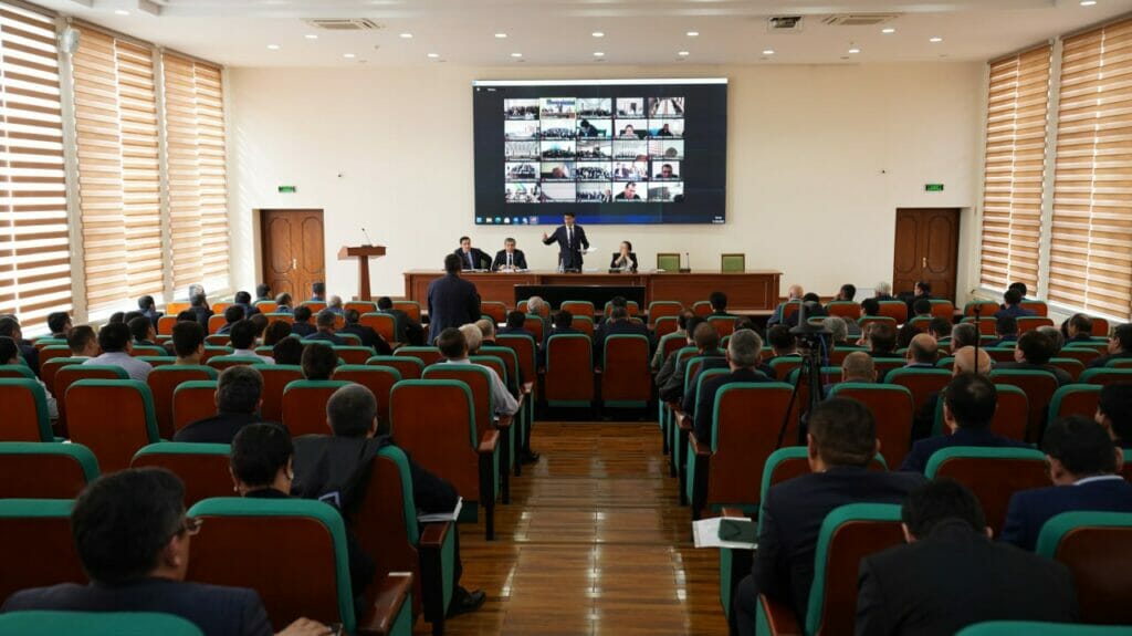 Кого и за что уволили сегодня из Минздрава Узбекистана