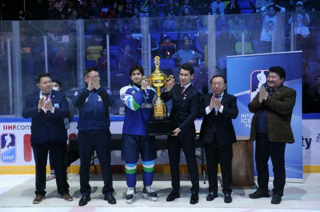 Юношеская сборная РУз по хоккею стала чемпионом Азии и Океании