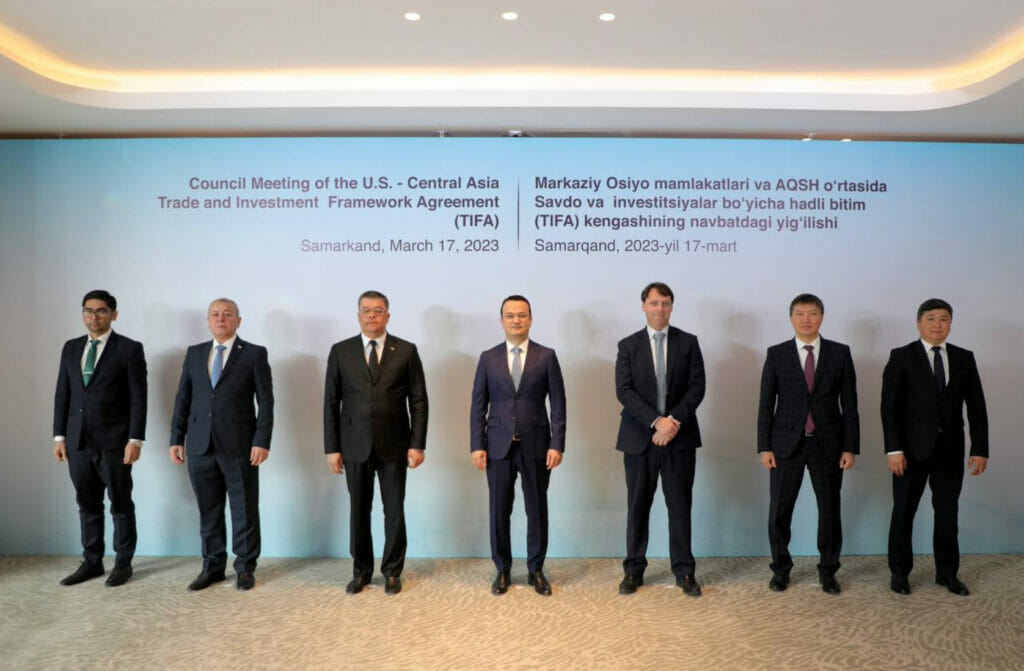 Узбекистан предложил соседям создать единую платежную систему