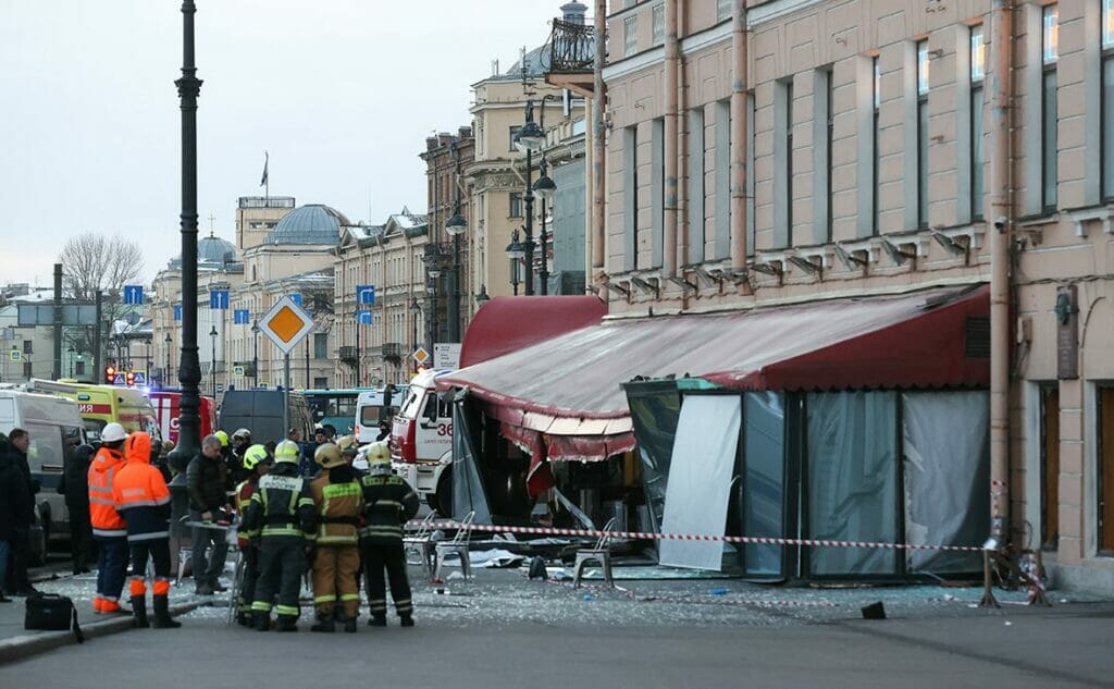 Муж подозреваемой в совершении теракта в России не пересекал границу Узбекистана