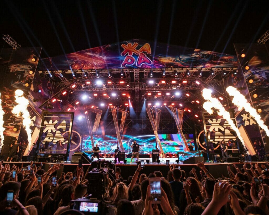 В РУз перенесли фестиваль с участием российских поп-исполнителей из-за «ситуации в мире»