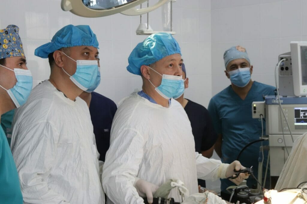 В Хорезме впервые пересадили почку лапароскопическим методом