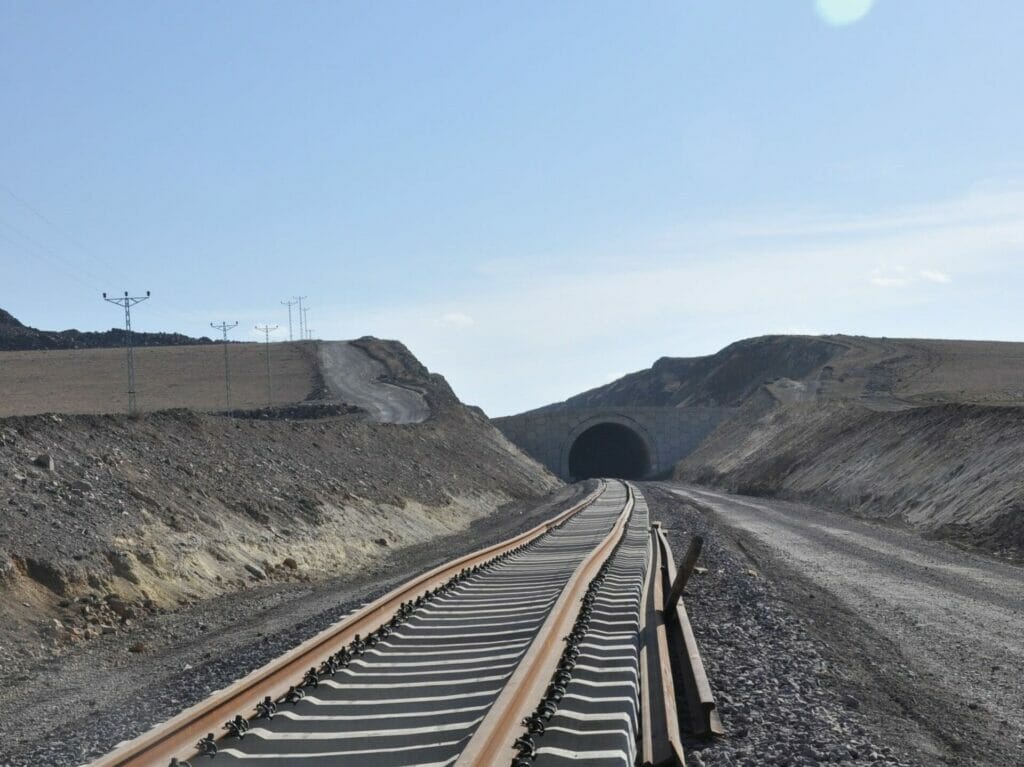 Узбекистан и Грузия планируют расширить использование коридора БТК