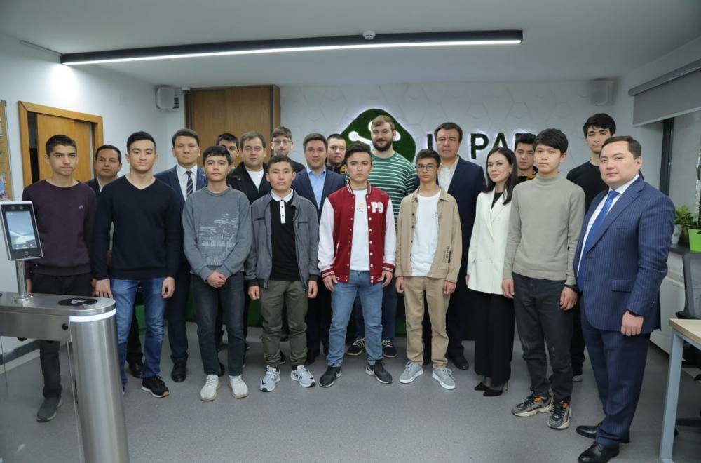 Сборную Узбекистана по информатике подготовит тренер из Польши