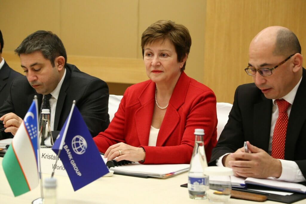 Глава МВФ предупредила о хрупкости мировой экономики
