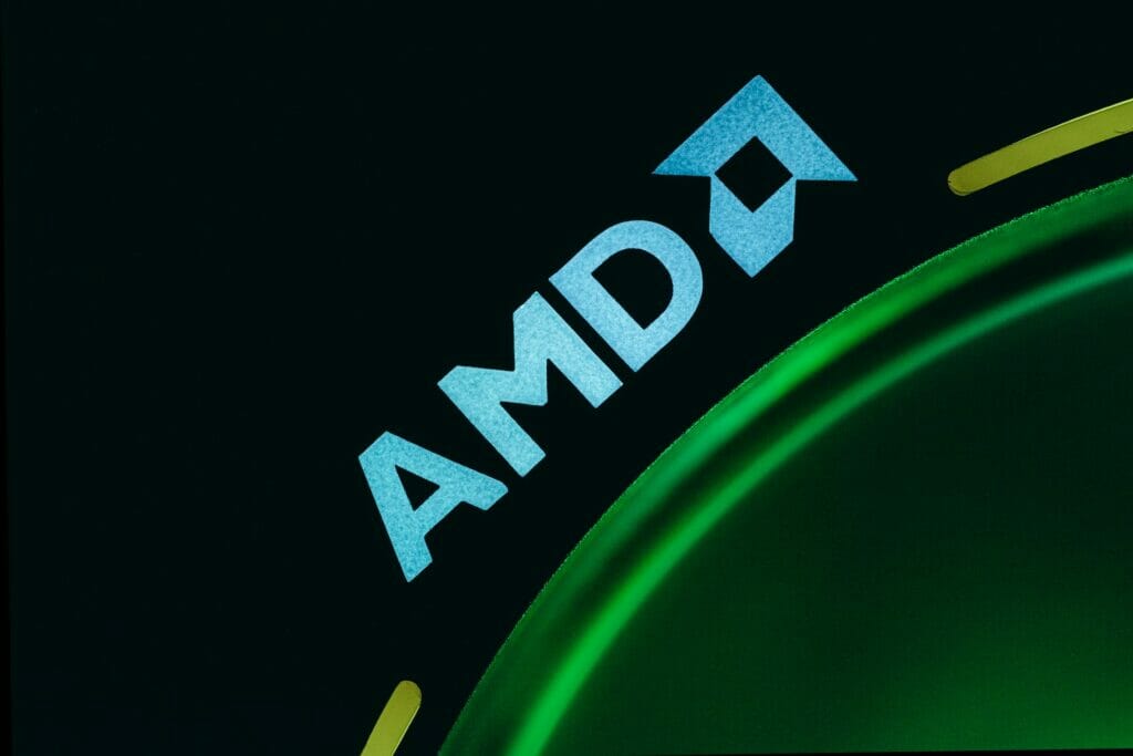 Производитель чипов AMD закончил I квартал с убытком
